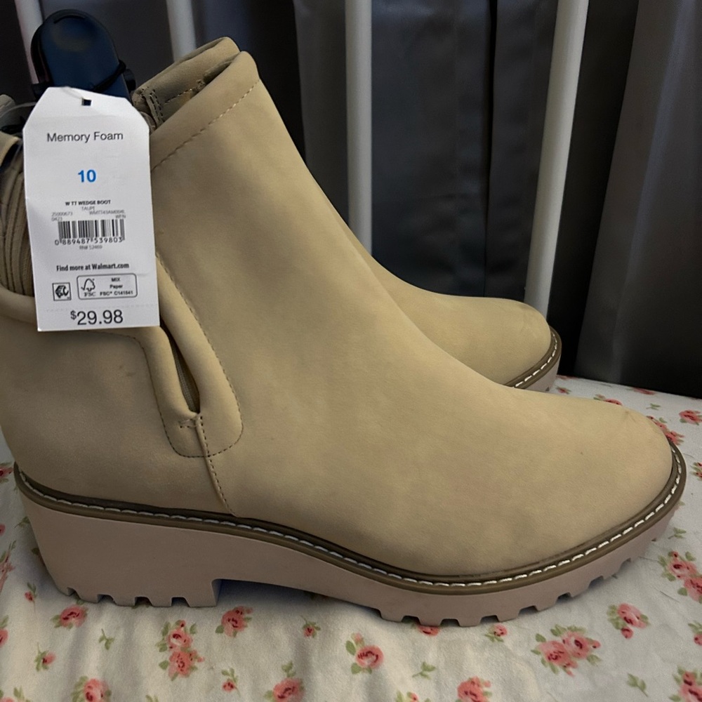 Women’s Boots